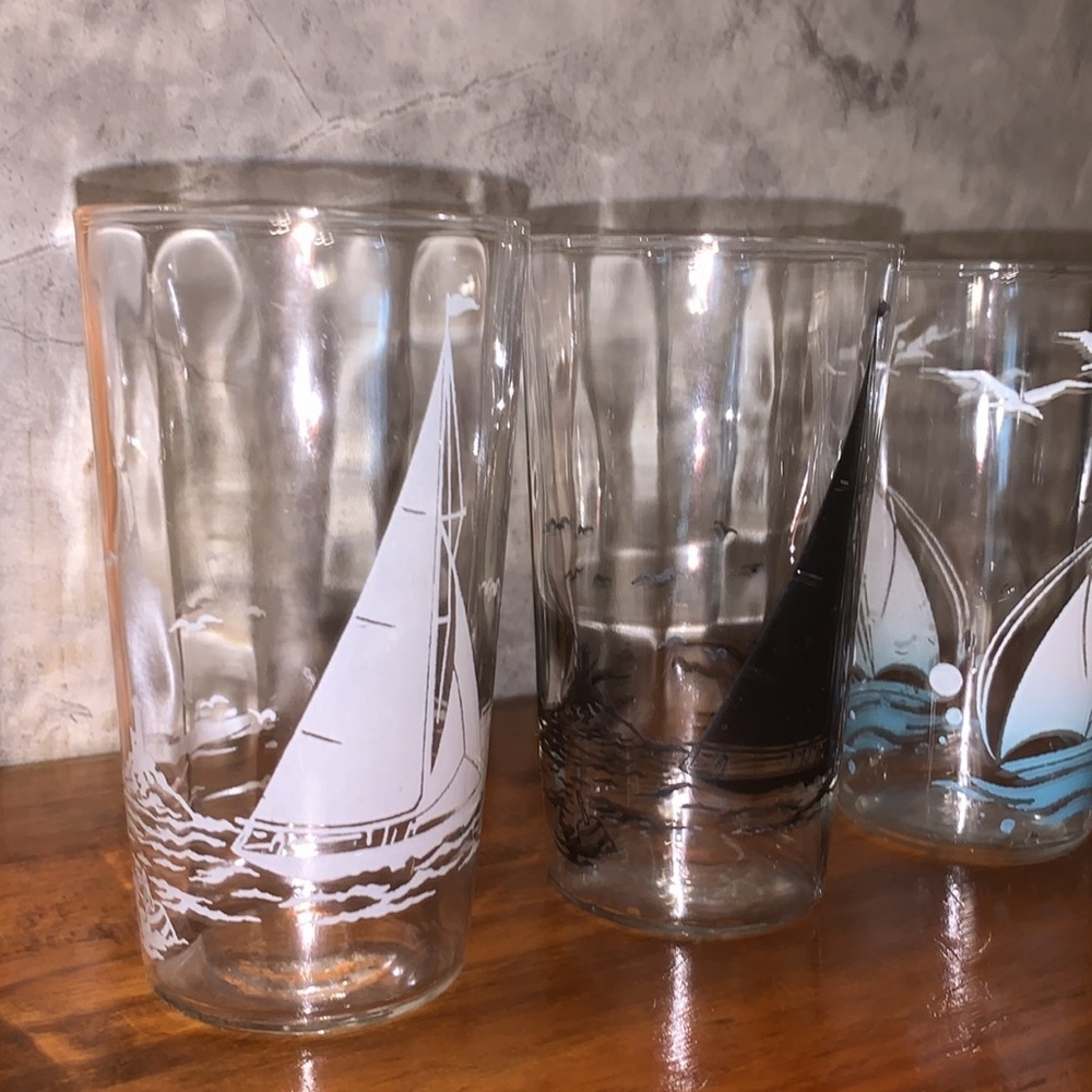 MCM 70s Vintage Set of 4 Nautical Sailboat Themed Clear Drinking Juice Glass - Picture 11 of 17